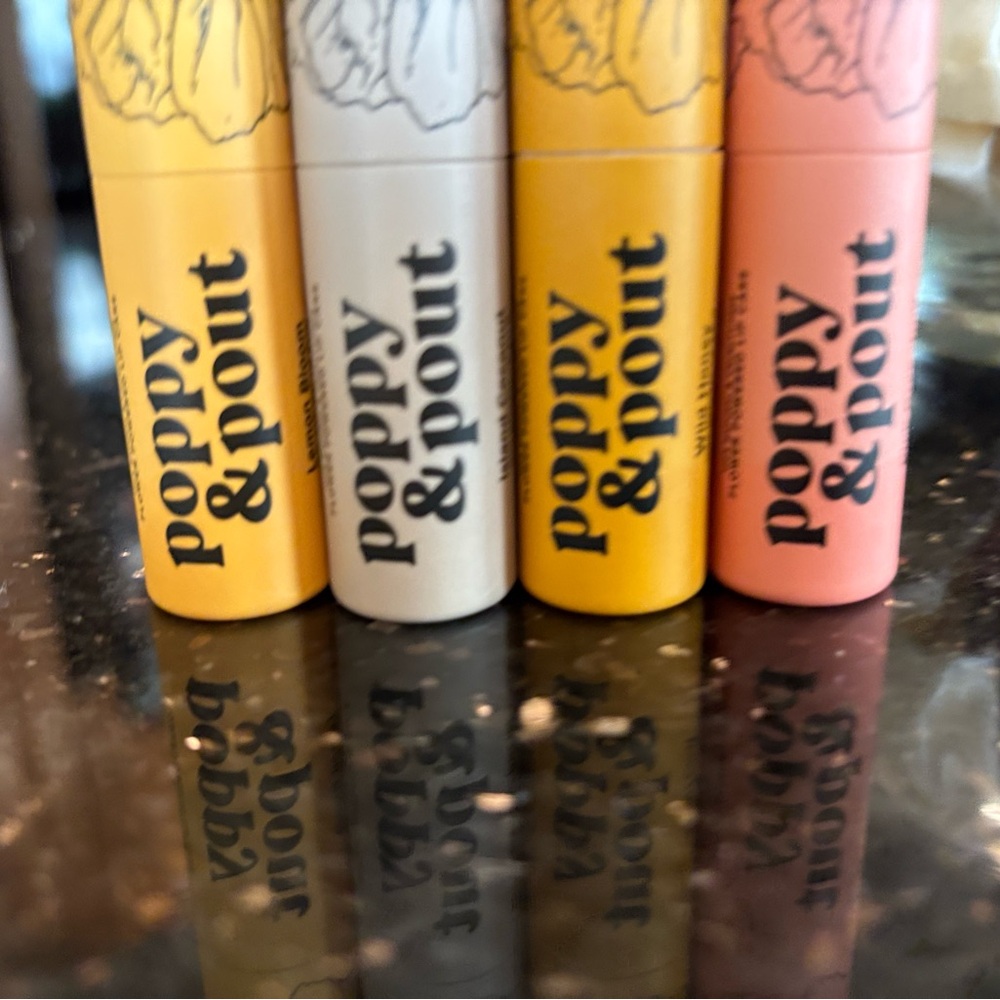 Poppy and Pout Bundle (lot of 8) Lip Balm Collection new